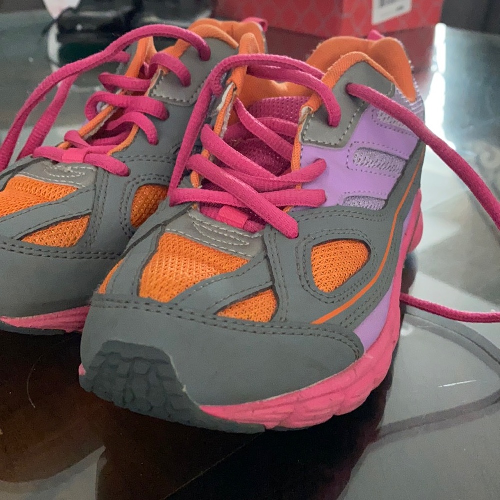 Tsukihoshi girls sneakers